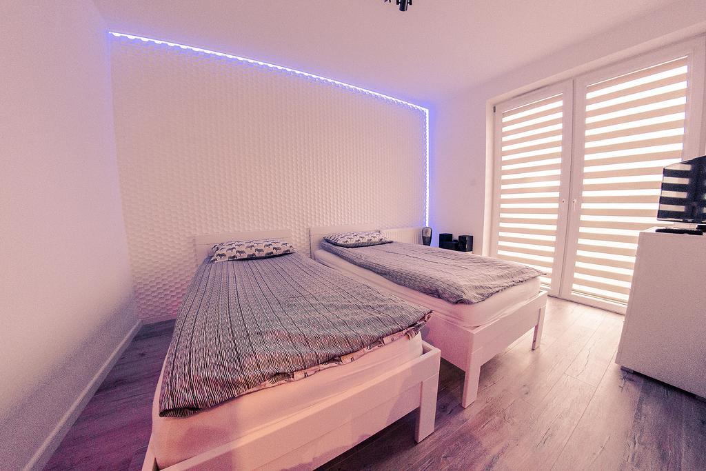 Comfort Inn Apartments - Gdansk,Jana Pawla II Екстер'єр фото